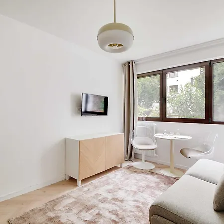 아파트 2p Cosy & Equipped Quiet Location *